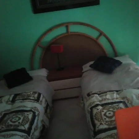 بيت ضيافة Happy Days روما